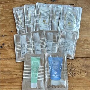 Sisley Skincare Mask and exfoliator sachet Collection